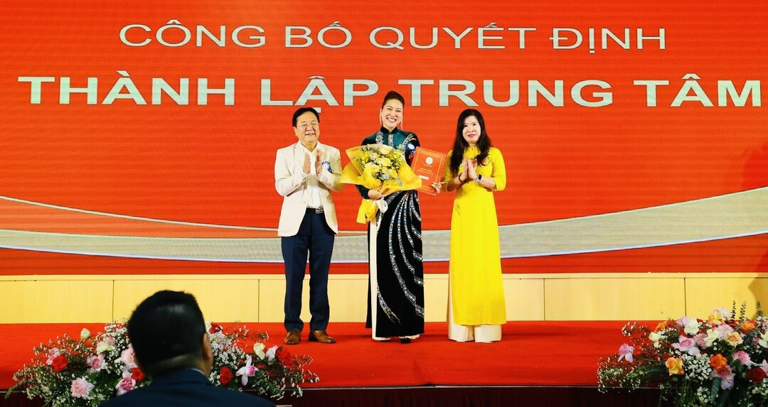 Phi Thanh Vân làm Giám đốc Trung tâm Văn hóa Nghệ thuật và Truyền thông - Ảnh 1.