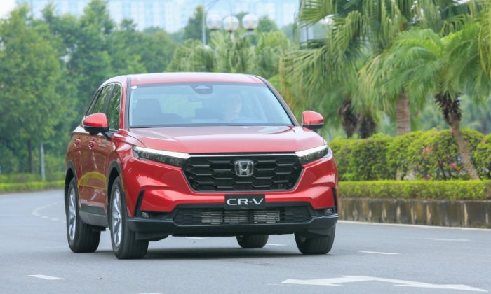 Giá Honda CR-V lăn bánh mới nhất đang kèm ưu đãi, áp đảo Mazda CX-5 và Hyundai Tucson- Ảnh 5.