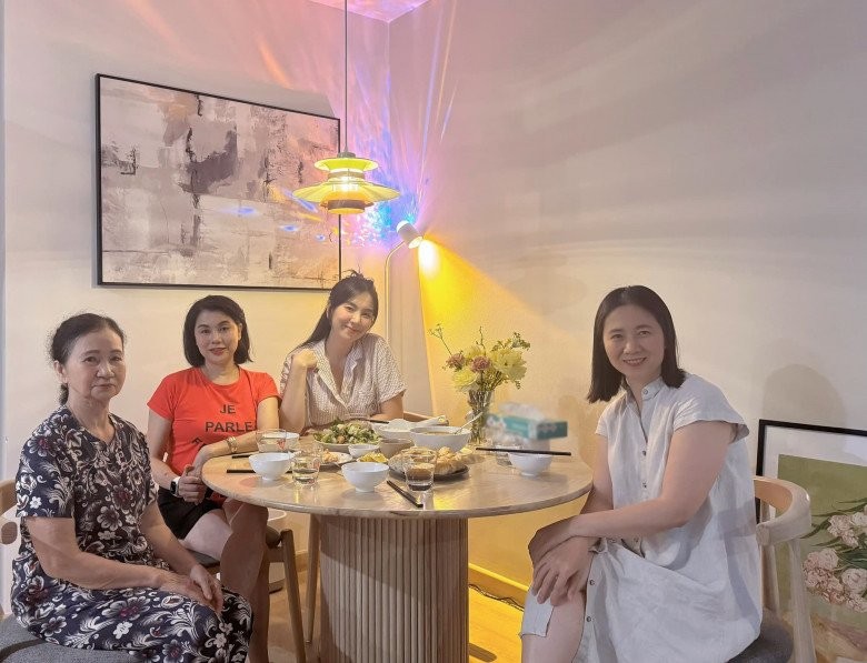 Mai Ngọc về thăm mẹ đẻ sau đám cưới hào môn, hé lộ căn nhà sang trọng, tinh tế- Ảnh 16.