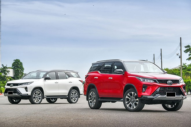 Giá lăn bánh Toyota Fortuner mới nhất đang cực hấp dẫn, Ford Everest và Hyundai Santa Fe lo lắng giành thị phần- Ảnh 5.