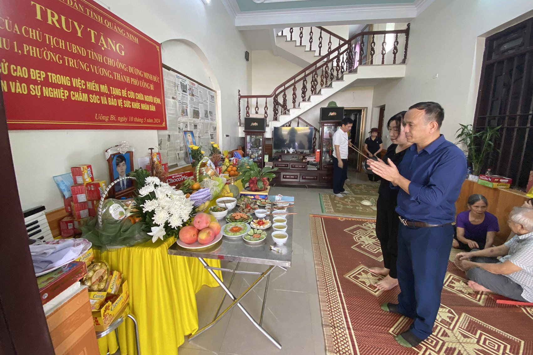 Nén nỗi đau trời thấu, người mẹ ở Quảng Ninh có quyết định cứu được 7 người - Ảnh 3.