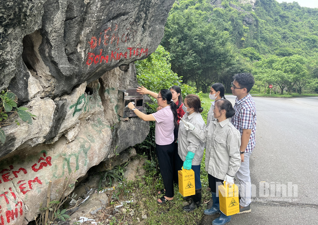 Ninh Bình: Quan tâm công tác y tế dự phòng - dân số bằng chính sách đặc thù - Ảnh 1.