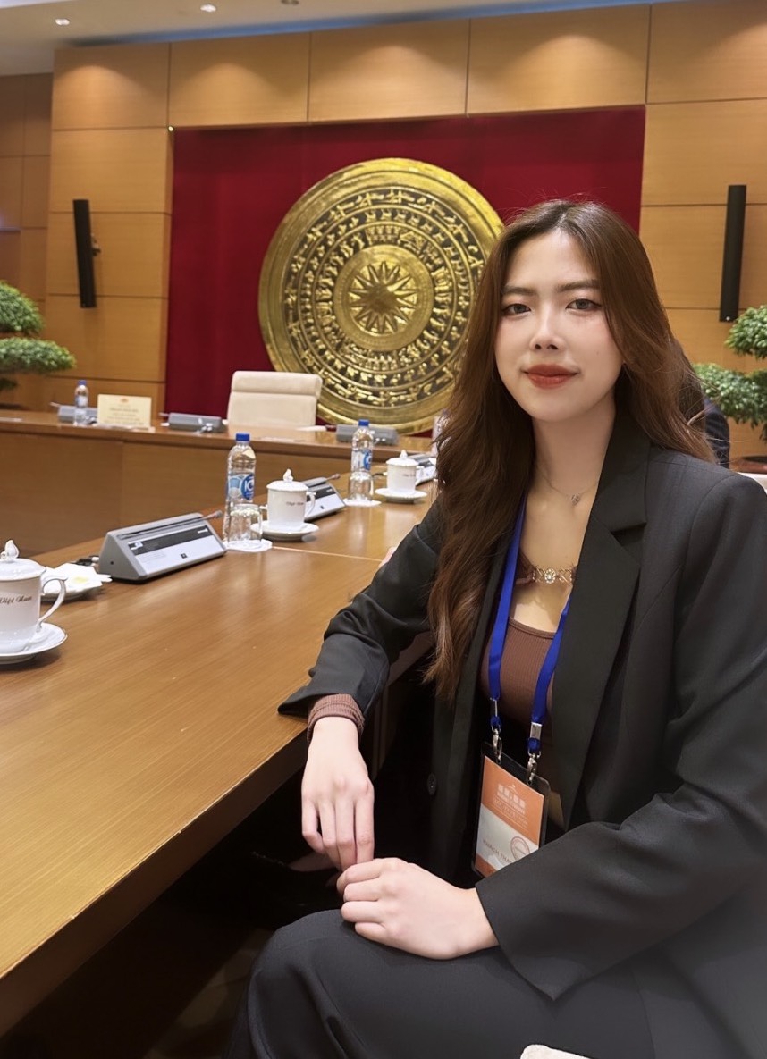 Chân dung cựu học sinh chuyên Amsterdam thi Miss Grand Vietnam 2024- Ảnh 3.