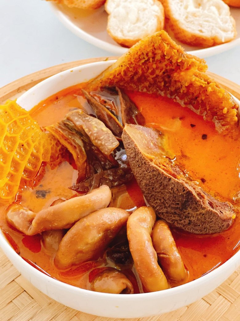 Cách nấu phá lấu bò Sài Gòn, món ăn đường phố vạn người mê hóa ra không khó- Ảnh 4.
