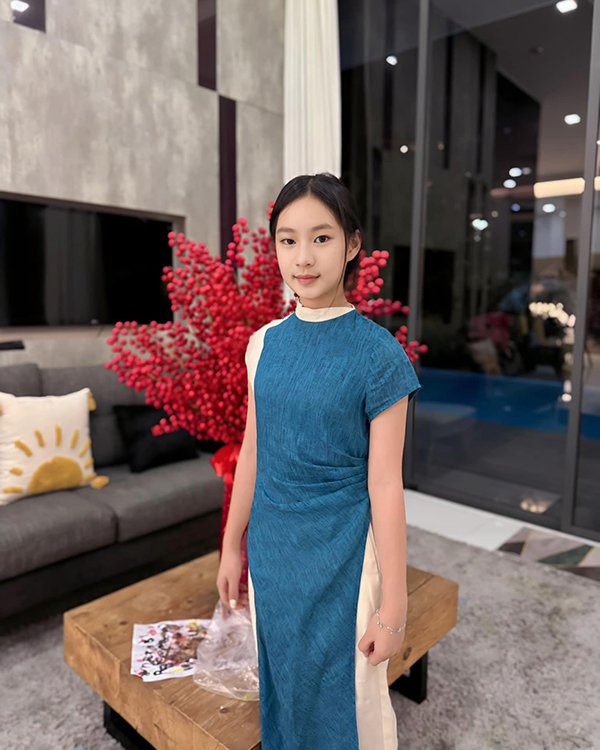 Con gái 12 tuổi của Lý Hải, đạo diễn phim vừa thu hơn 1000 tỷ: Phổng phao, thừa hưởng nét đẹp từ mẹ - Ảnh 3.