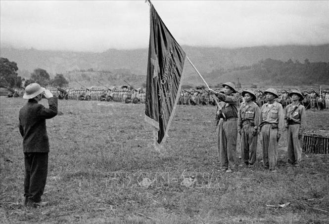 70 năm Chiến thắng Điện Biên Phủ: Đại tướng Võ Nguyên Giáp - nhà chiến lược lỗi lạc - Ảnh 1.