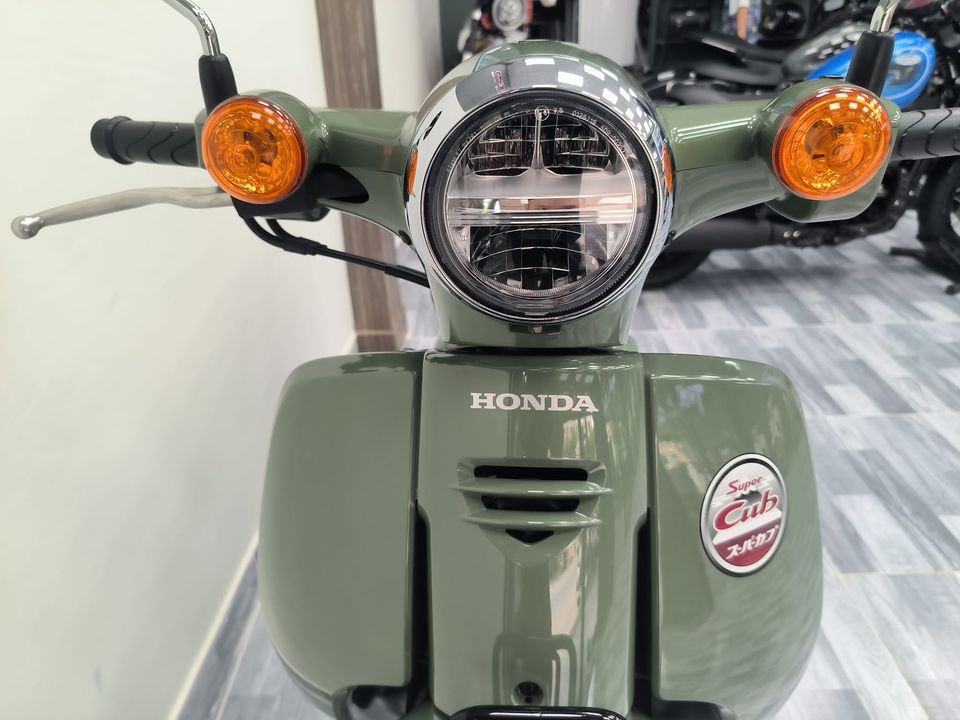 Huyền thoại xe số 110cc của Honda về Việt Nam có giá bao nhiêu mà Wave Alpha, Future phải dè chừng? - Ảnh 2.