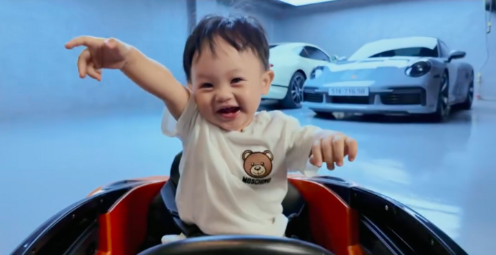 Con trai Cường Đô la mừng sinh nhật với dàn siêu xe cả chục tỷ đồng - Ảnh 3.