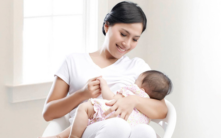 Những biến chứng phổ biến ở vú khi cho con bú, mẹ mới sinh cần lưu ý- Ảnh 1.