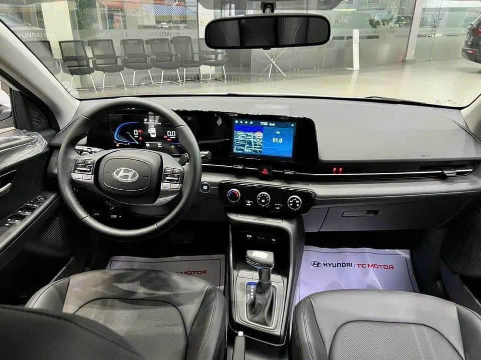 Giá lăn bánh Hyundai Accent 2024 mới ra mắt đã ưu đãi lớn, Toyota Vios và Honda City 'căng thẳng' cạnh tranh- Ảnh 4.