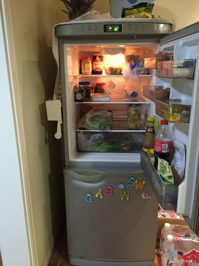 Đồ ăn còn nóng cho vào tủ lạnh có hại không?- Ảnh 3.