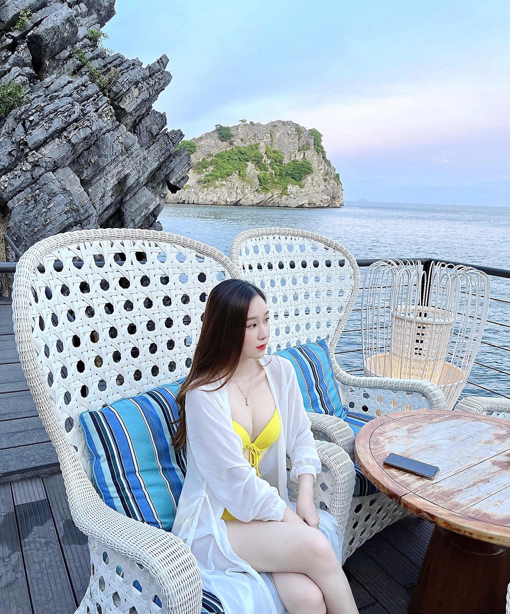 'Soi' loạt bikini đi biển của Hàn Trang - 'người yêu cũ' Thanh Sơn- Ảnh 11.