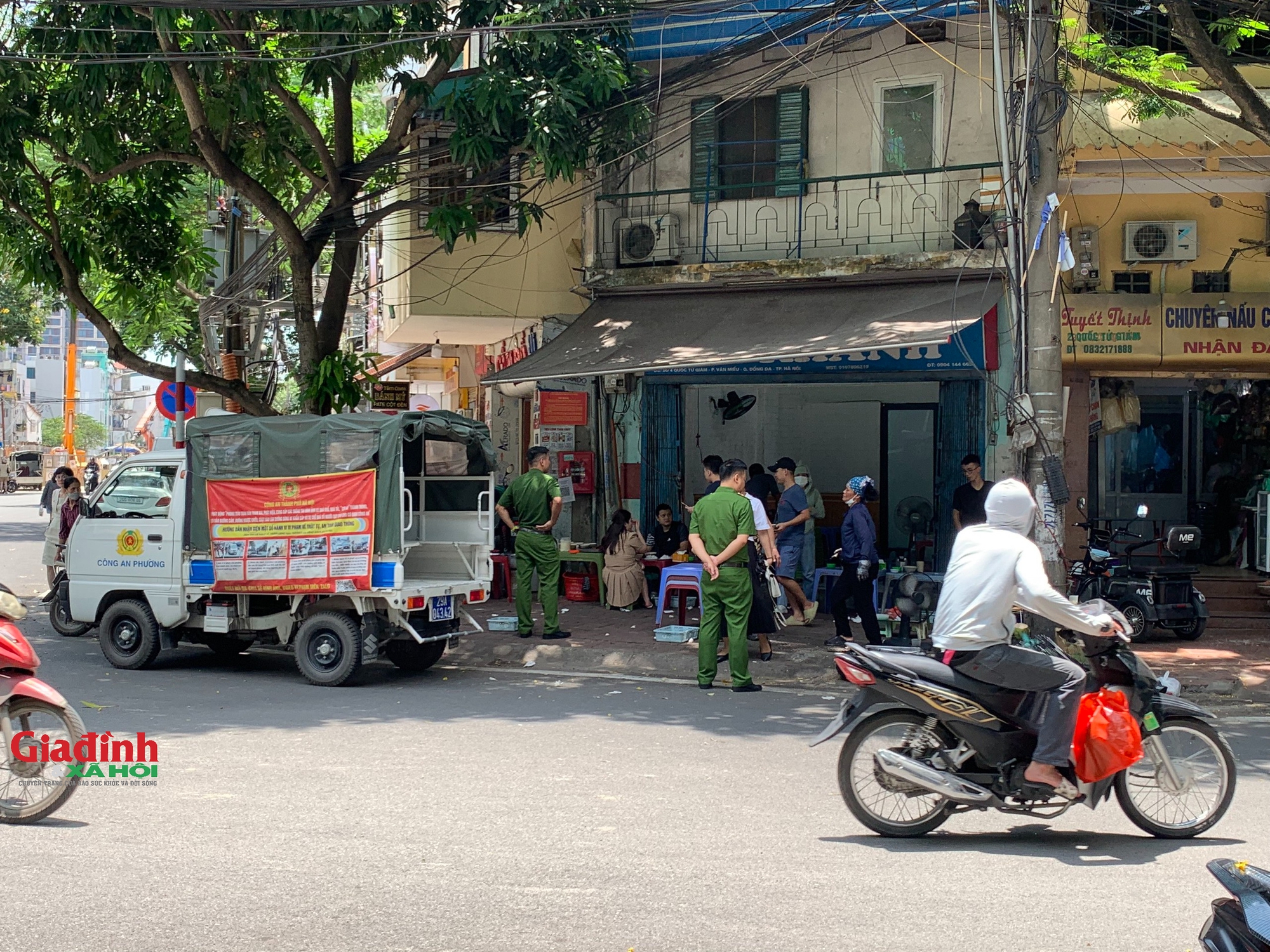 Hà Nội: Quán bún chả bị tố 'rửa thịt bằng nước than, nước rửa chén', chủ quán nói gì?- Ảnh 4.