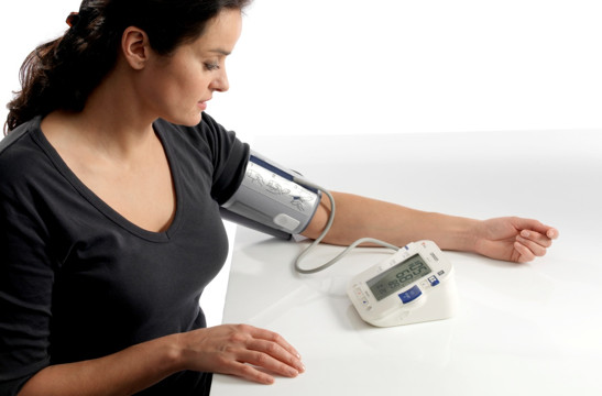 Cách đo và kiểm soát huyết áp tại nhà, phòng bệnh cao huyết áp khi trời nắng nóng- Ảnh 3.