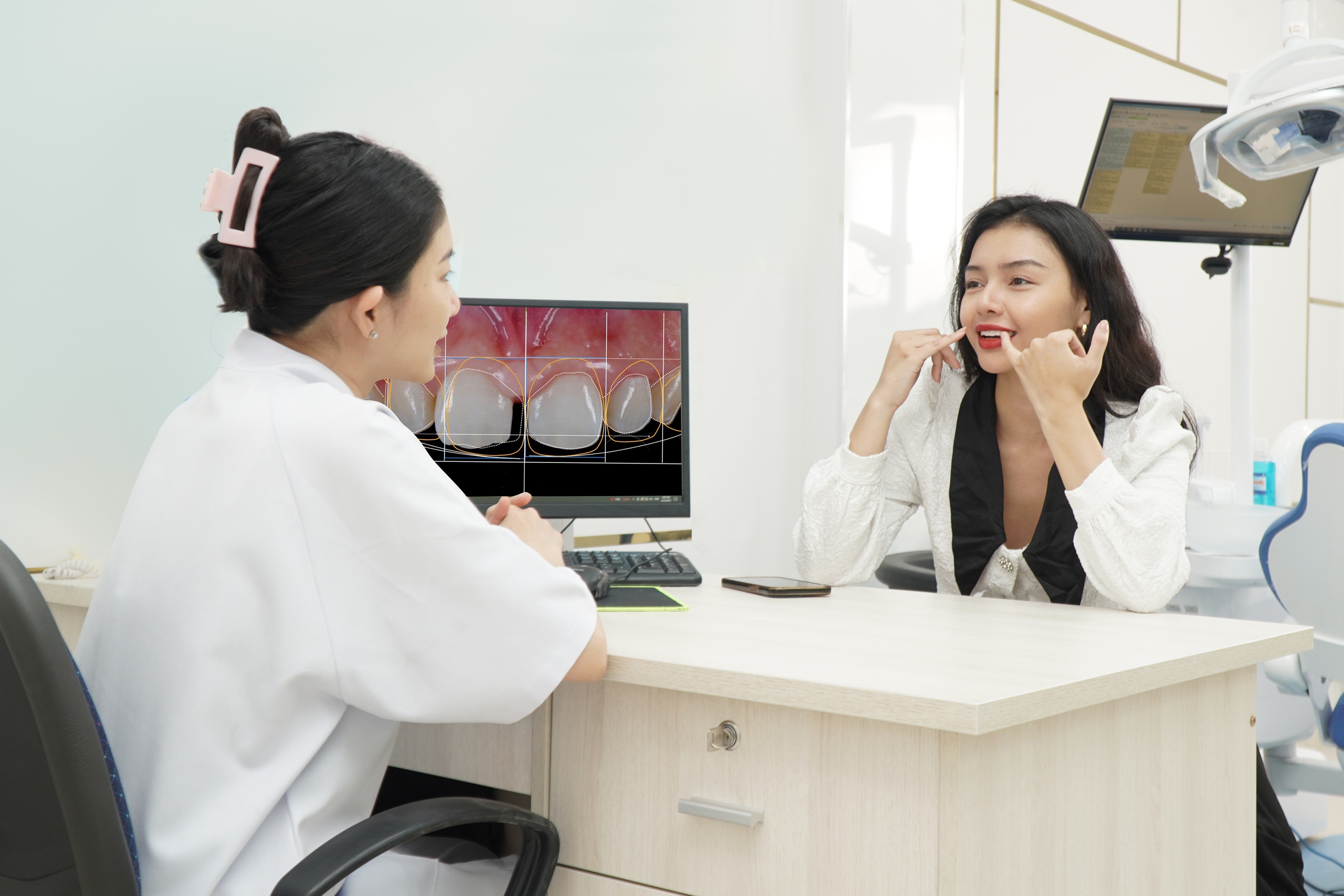 Nha Khoa Răng Sứ I-Dent Diamondtech ứng dụng công nghệ Digital Smile Design trong thiết kế nụ cười- Ảnh 1.