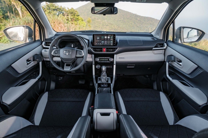 Giá lăn bánh Toyota Veloz Cross mới nhất đang cực rẻ,  Mitsubishi Xpander lo lắng chạy doanh số- Ảnh 6.
