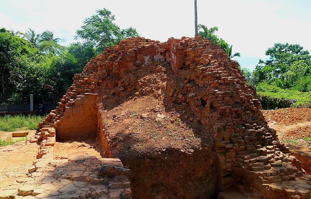 Hình hài di tích tháp đôi Champa nghìn năm tuổi- Ảnh 3.