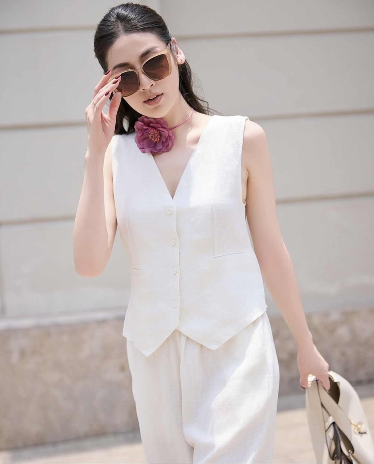 Học Á hậu Tú Anh biến những outfit mùa hè thường ngày không nhàm chán- Ảnh 6.