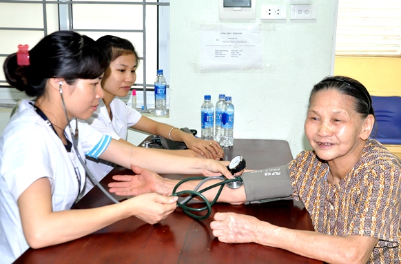 Chuyên gia phong thủy hướng dẫn cách hóa giải đau ốm dễ gặp trong tháng 7 âm năm nay, để cả nhà khỏe mạnh, bình an- Ảnh 2.