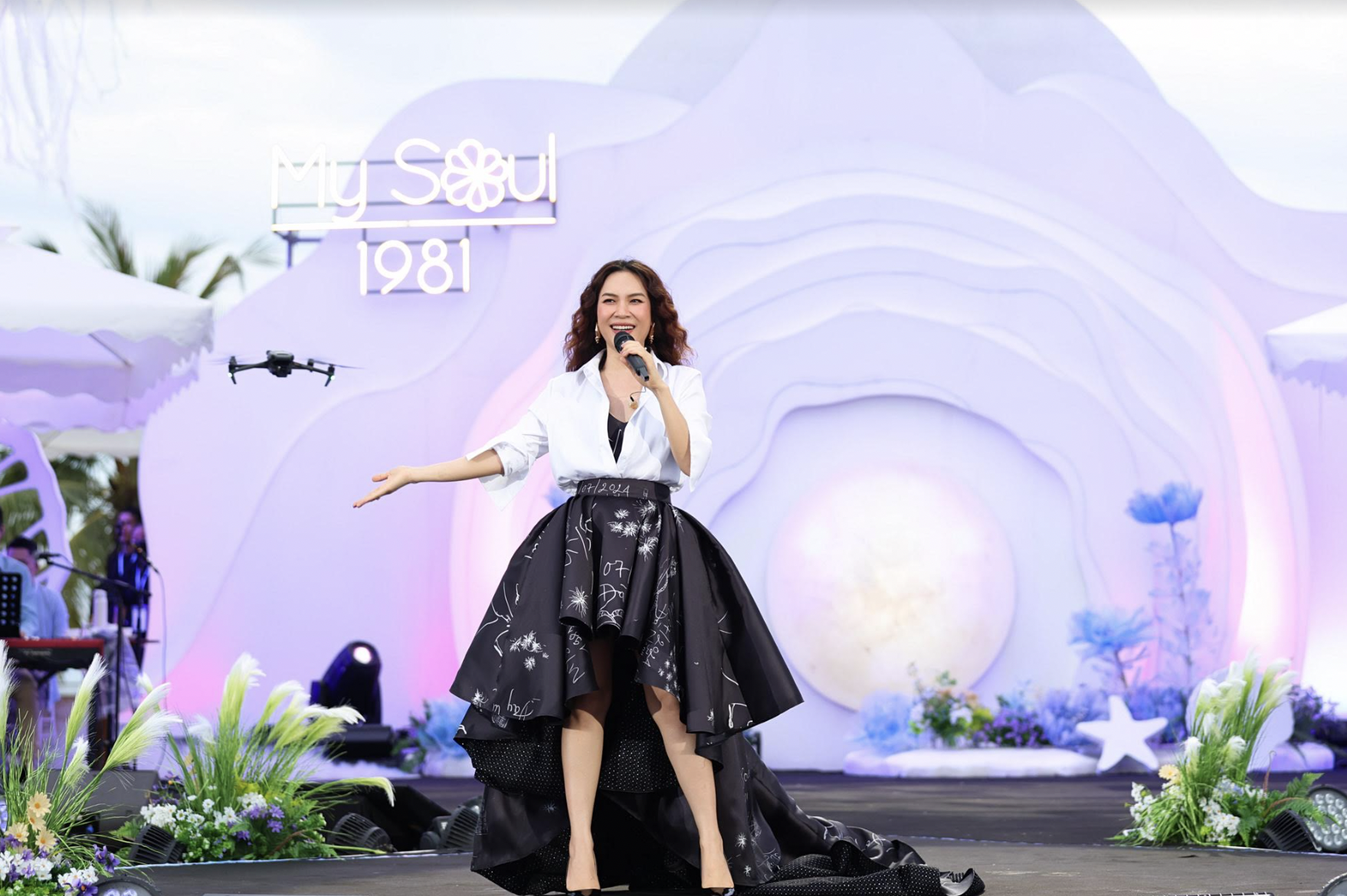 Mỹ Tâm ôm guitar, hát loạt hít đình đám khi mới vào nghề- Ảnh 1. Mỹ Tâm ôm guitar, hát loạt hít đình đám khi mới vào nghề- Ảnh 1.