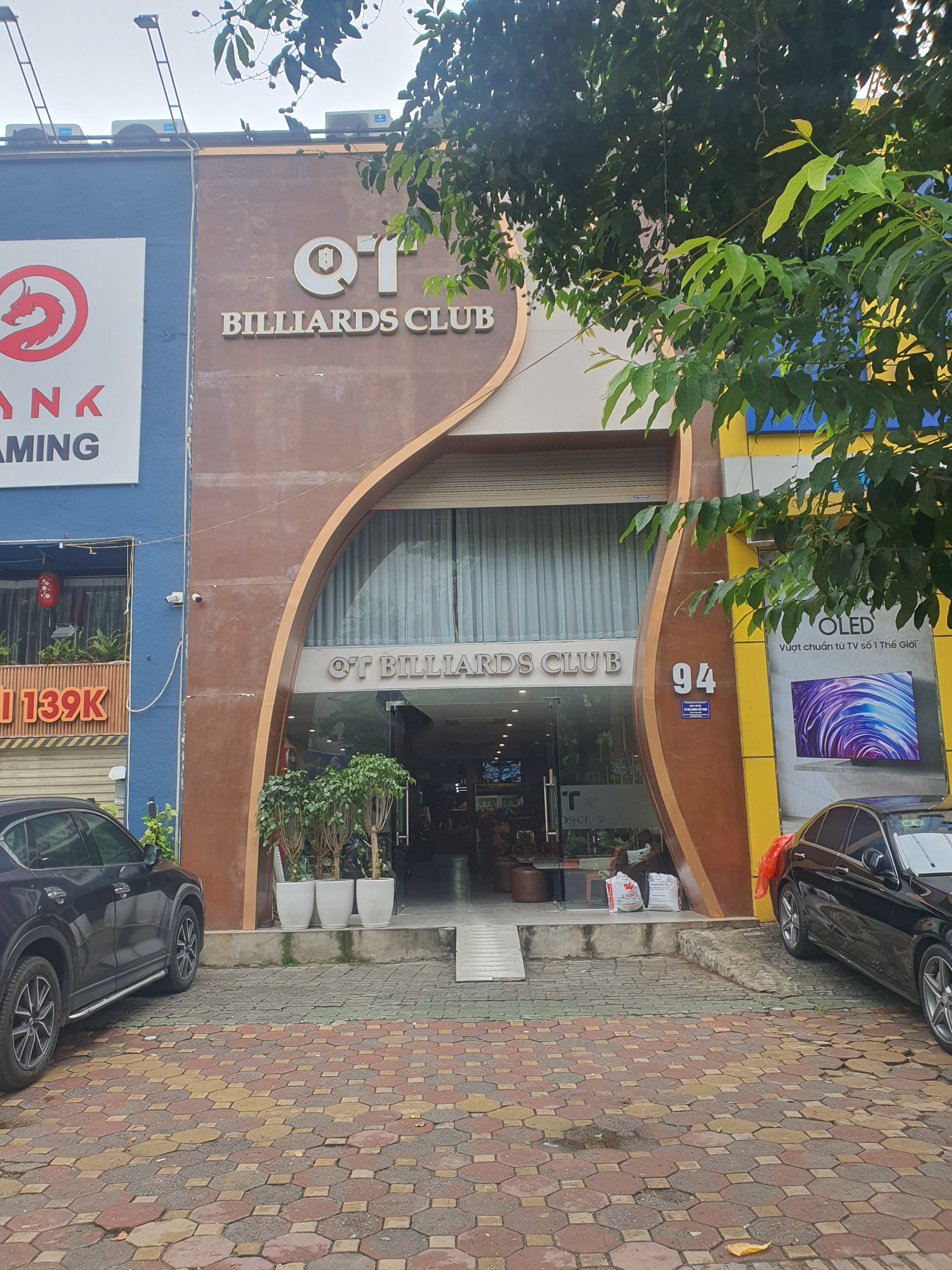 Chưa đảm bảo PCCC, quán QT Billiards Club ở Cầu Giấy vẫn mở cửa đón khách vui chơi- Ảnh 2.