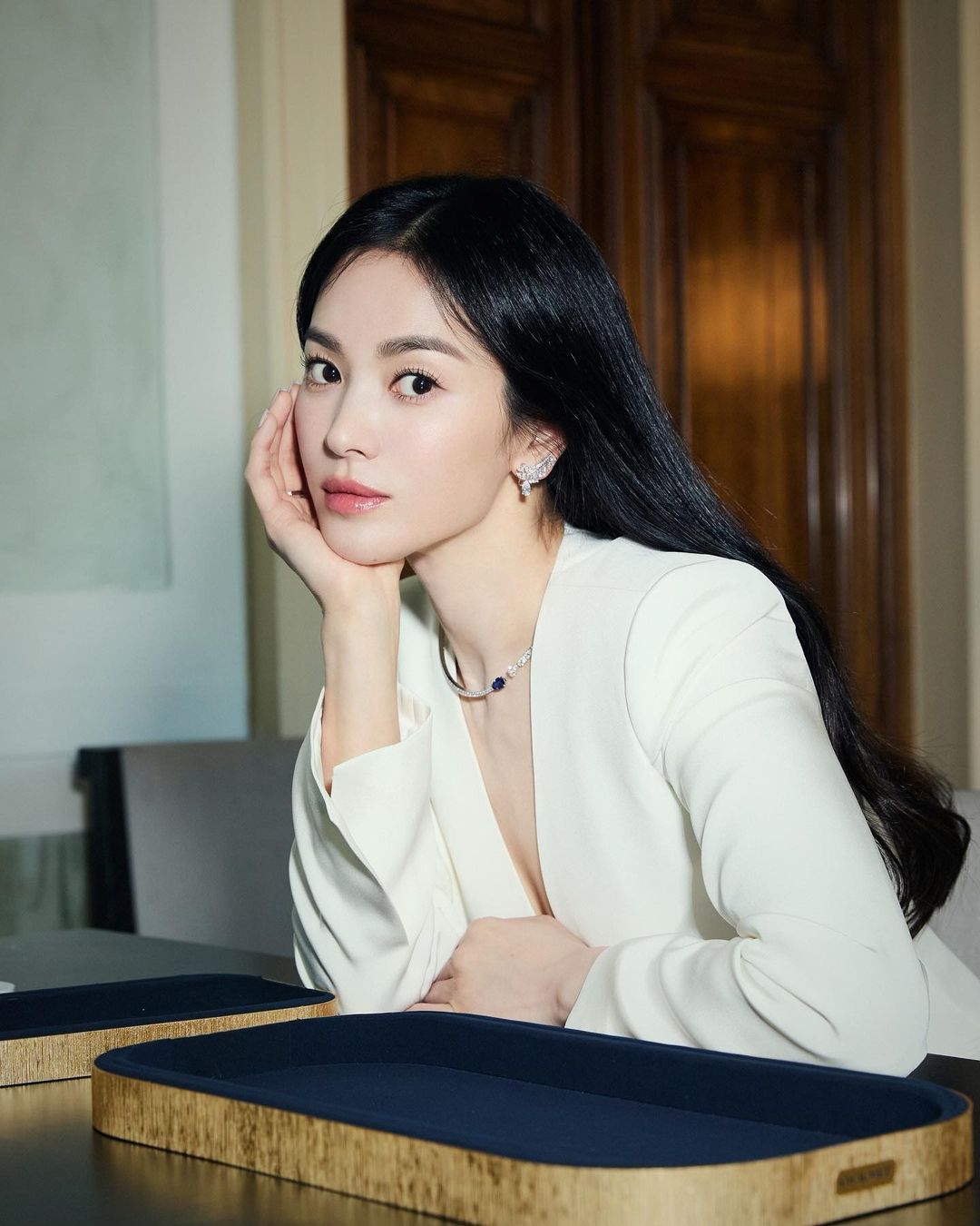 Những tấm ảnh bị loại bỏ của Song Hye Kyo - Ảnh 2.