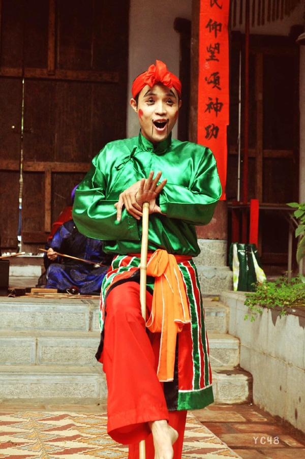 Đời thực của nam NSƯT chèo thường đóng phim hot của VFC: Có vợ làm hậu phương, thấu hiểu, chia sẻ- Ảnh 2.