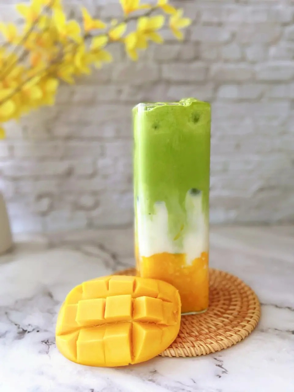 Matcha kết hợp với dừa tươi tạo nên 2 món đồ uống mát lịm mùa hè - Ảnh 8.