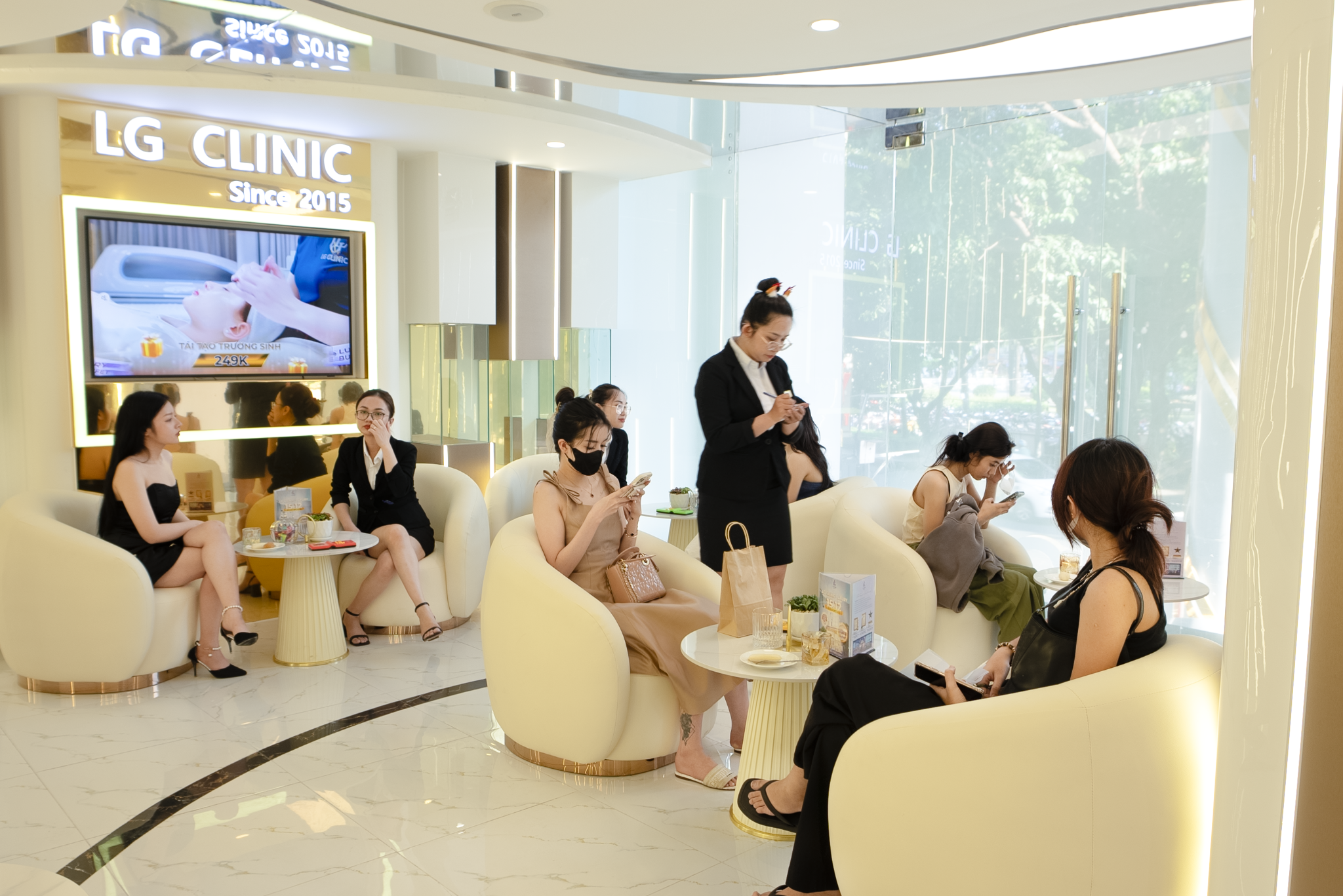 Khám phá công nghệ triệt lông vĩnh viễn LG Cool độc quyền tại LG Clinic - Ảnh 5. Khám phá công nghệ triệt lông vĩnh viễn LG Cool độc quyền tại LG Clinic - Ảnh 5.