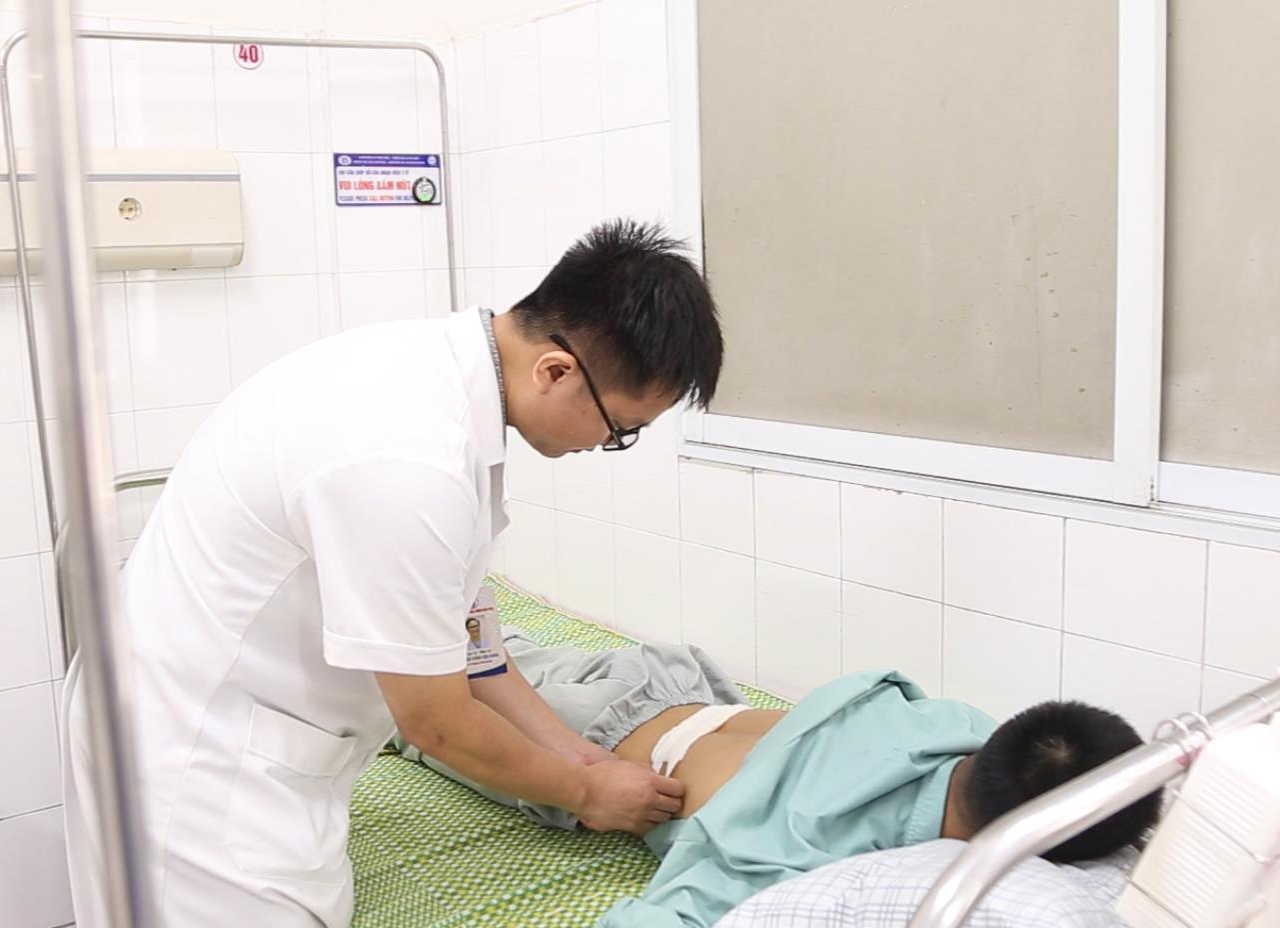 Người đàn ông 33 tuổi ở Phú Thọ dứt cơn đau cột sống nhờ cách này! - Ảnh 3. Người đàn ông 33 tuổi ở Phú Thọ dứt cơn đau cột sống nhờ cách này! - Ảnh 3.