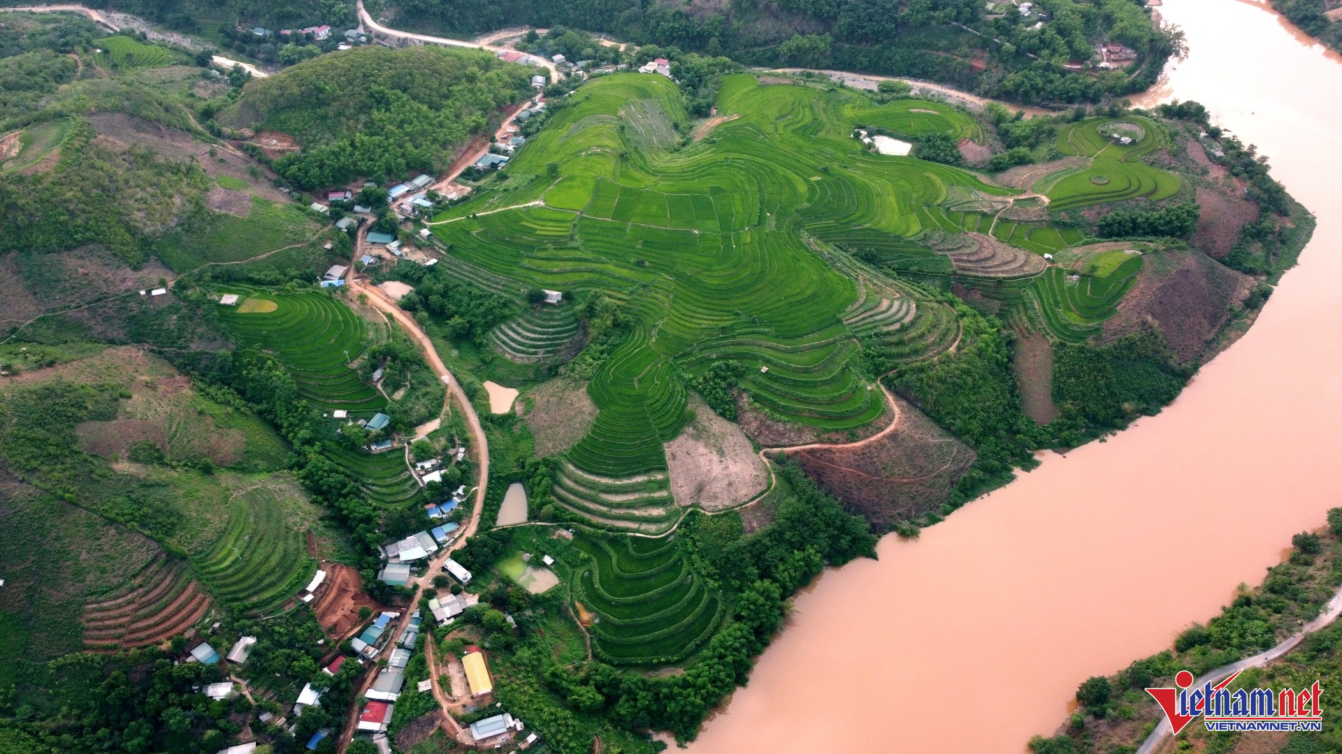 Người đàn ông 30 năm đỡ đẻ miễn phí cho phụ nữ ở vùng cao Thanh Hóa - Ảnh 1.