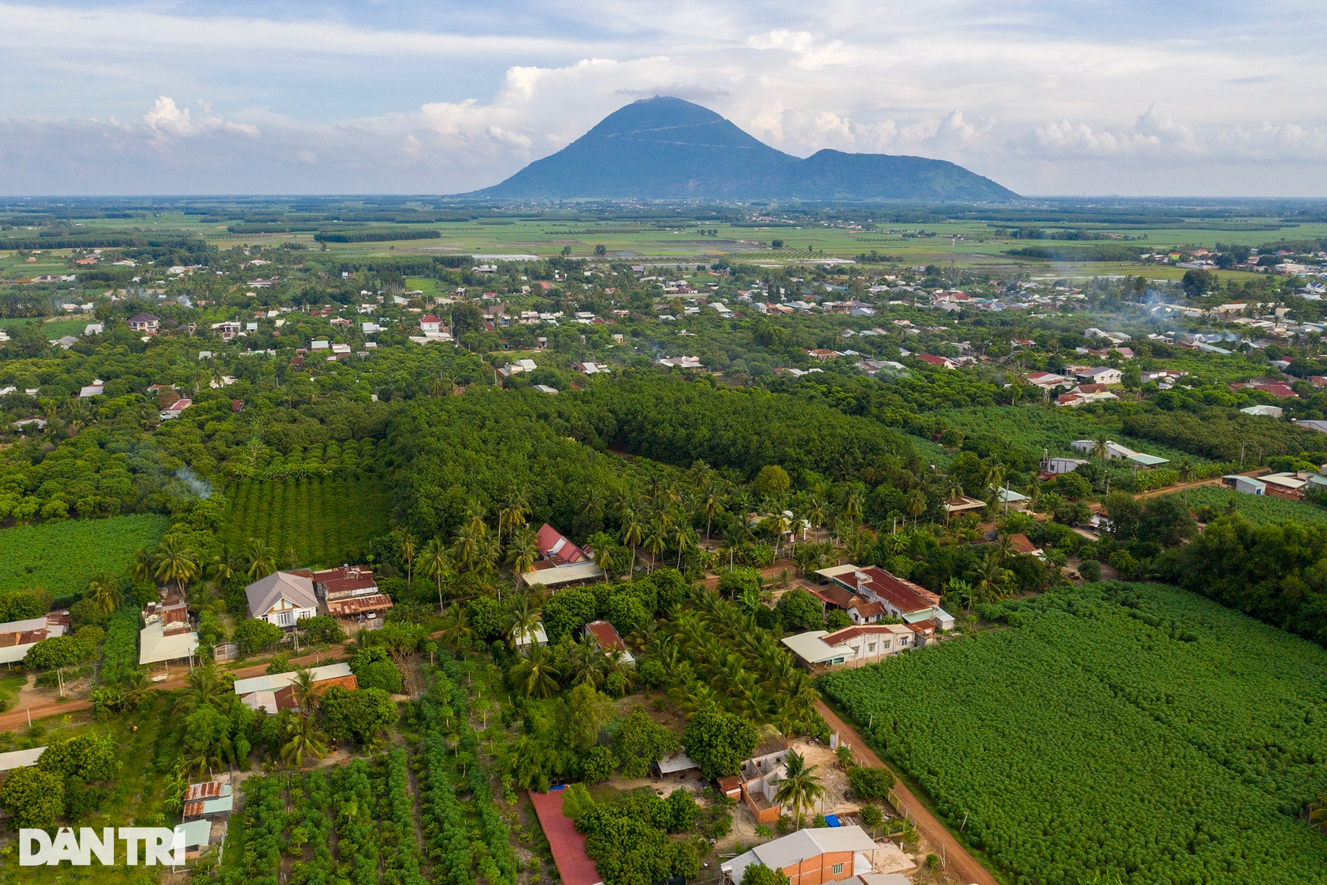 Khám phá quê nhà &quot;đẹp như tranh&quot; của Hoa hậu Hoàn vũ Ngọc Châu - Ảnh 2.