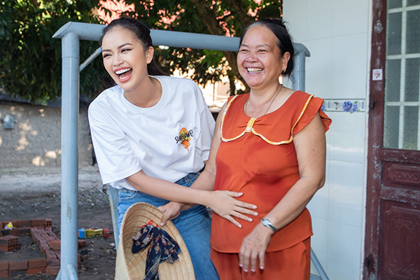 Số phận mẹ Hoa hậu Ngọc Châu: Mất chồng sớm, chưa được hưởng tuổi già đã qua đời vì tai nạn giao thông - Ảnh 3.