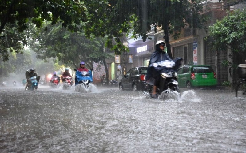 Tin sáng 19/8: Thời điểm mưa to quay lại miền Bắc; Hơn 9,7 điểm mỗi môn vẫn có thể trượt trường Sư phạm- Ảnh 1.