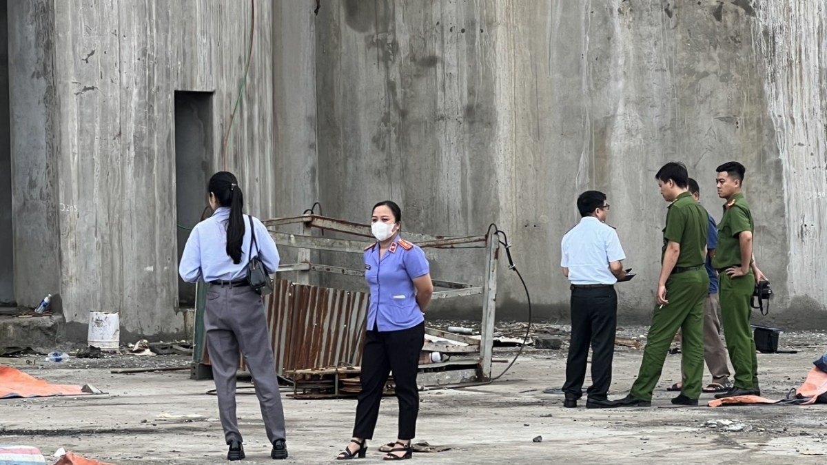 Lào Cai: Tai nạn trong khu công nghiệp khiến 2 người chết, 4 người bị thương- Ảnh 1.