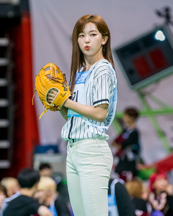 7 nữ thần Kpop bùng nổ visual khi thi đấu thể thao, làm idol hay VĐV thì cũng nổi bần bật- Ảnh 11. 7 nữ thần Kpop bùng nổ visual khi thi đấu thể thao, làm idol hay VĐV thì cũng nổi bần bật- Ảnh 11.
