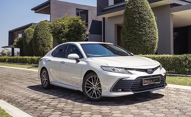 Giá lăn bánh Toyota Camry mới nhất đang ưu đãi cực lớn, dễ dàng thống trị phân khúc D, Honda Accord rơi vào thế lo doanh số- Ảnh 3.