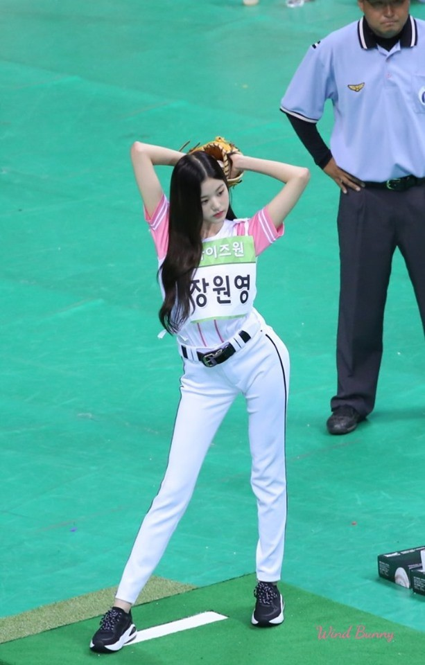 7 nữ thần Kpop bùng nổ visual khi thi đấu thể thao, làm idol hay VĐV thì cũng nổi bần bật- Ảnh 14. 7 nữ thần Kpop bùng nổ visual khi thi đấu thể thao, làm idol hay VĐV thì cũng nổi bần bật- Ảnh 14.