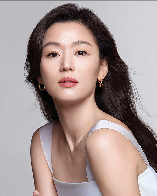 jeon-ji-hyun-2-1724832079947811237958.jpg