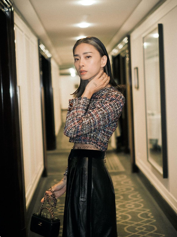 Hôn nhân đời thực bên chồng kém 11 tuổi của Á hậu là 