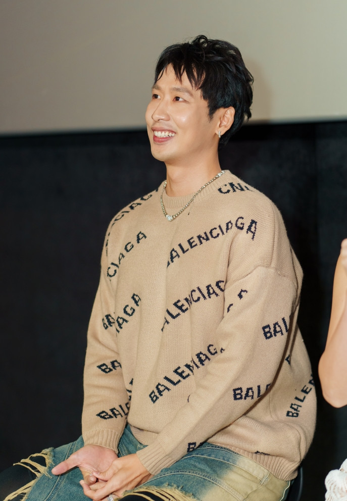 Mời NSƯT Hoài Linh đóng phim điện ảnh, liệu có gây tranh cãi? - Ảnh 5.