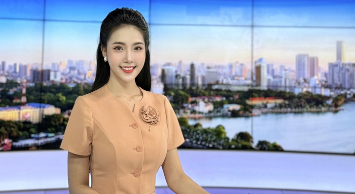 Vẻ đẹp ngọt ngào của BTV dự báo thời tiết Ngọc Khánh