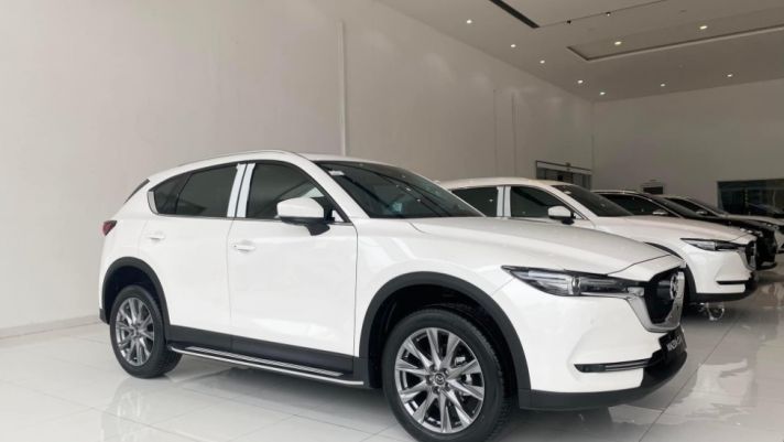 Giá lăn bánh Mazda CX-5 mới nhất giảm siêu rẻ còn kèm ưu đãi, thấp hơn nhiều Honda CR-V, Hyundai Tucson- Ảnh 2.