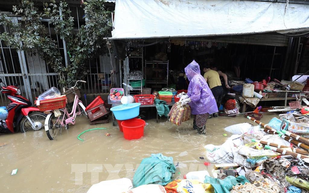 "Điểm mặt" những bệnh truyền nhiễm hay gặp trong mùa bão, lũ và những biện pháp phòng ngừa