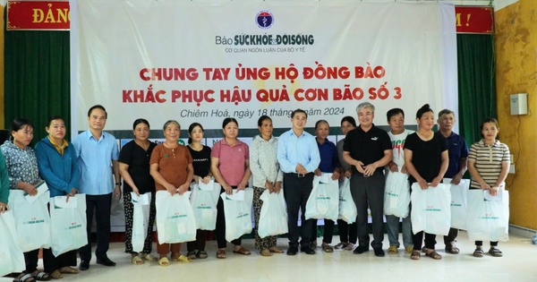 Báo SK&ĐS đưa chuyến hàng thứ 3 đến với đồng bào vùng lũ: Tấm lòng bạn đọc sẻ chia thiết thực ở Tuyên Quang