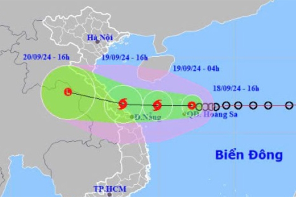 Tin sáng 19/9: Tin mới nhất về bão số 4 đang tăng tốc vào miền Trung; xuất hiện vết nứt dài trên đồi di dời 30 hộ dân - Ảnh 2.