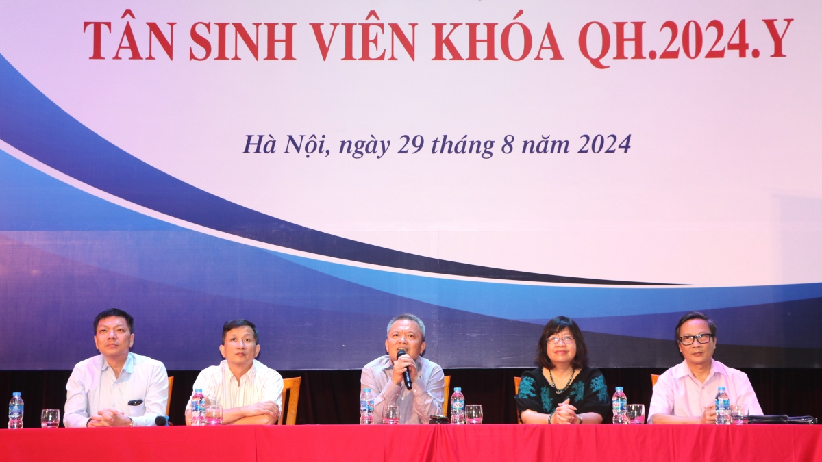 Từ năm 2025, Trường Đại học Y Dược thêm phương thức tuyển sinh với sinh viên đã có 1 bằng tốt nghiệp đại học  - Ảnh 3.