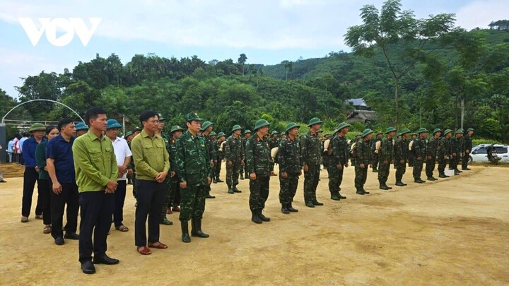 buoichiataykhongcohoanhungnghenngaoxucdongtiecnuoibinringiuanhungnguoilinhvachinhquyencungbacondiaphuong-19303135-1727185432165-1727185432387303706356.jpg