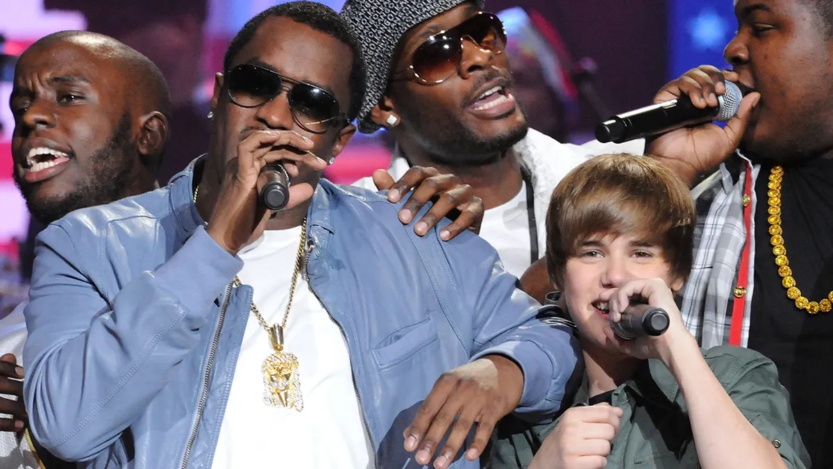 Bí mật về &quot;Bữa tiệc trắng&quot; thác loạn của ông trùm Diddy: Lời kể ám ảnh của Justin Bieber, Kardashian và gần chục siêu sao - Ảnh 3.