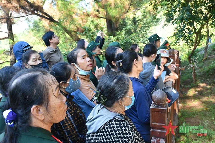 Phu nhân Đại tướng Võ Nguyên Giáp an nghỉ tại Vũng Chùa - Đảo Yến - Ảnh 7.